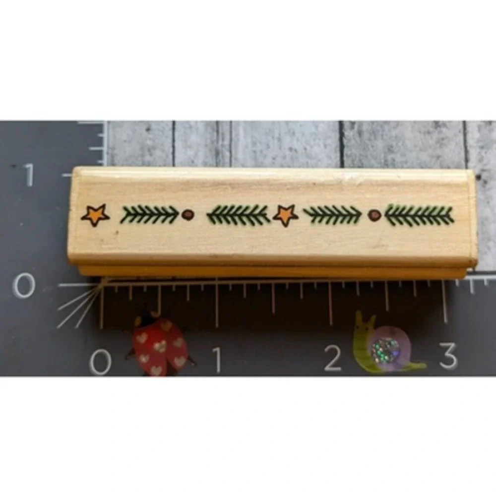 Uptown Star Fir Border Evergreen D25016 Rubber Stamp Wood #G7